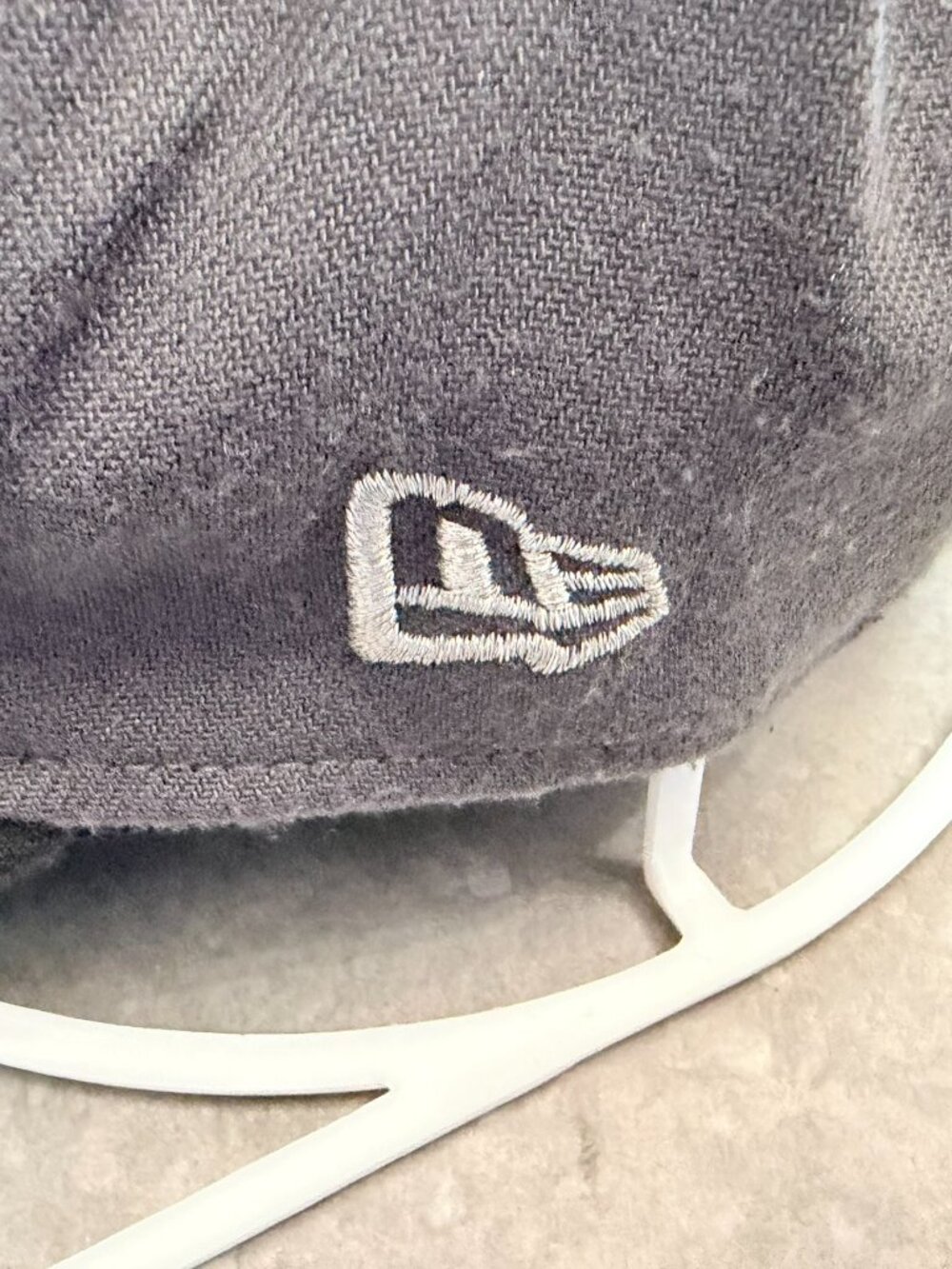 Star Wars Gray & Black Snapback Cap – One Size - Picture 5 of 8